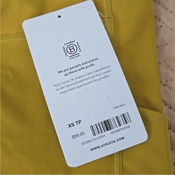 NWT Athleta ultimate stash 7/8 pocket leggings mustard yellow gold xs - Picture 4 of 7